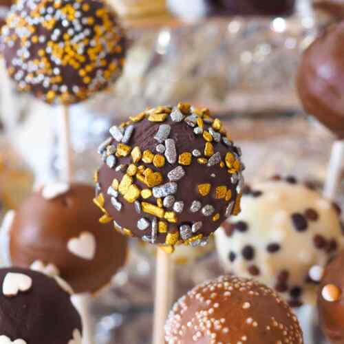 What Is A Cake Pop - Learn everything there is to know!