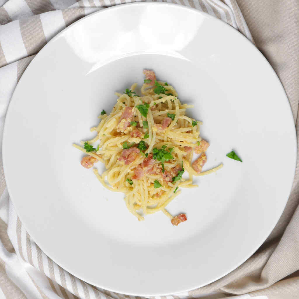 BEST ITALIAN SPAGHETTI CARBONARA RECIPE visual data 2