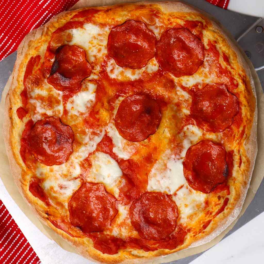Easy Pepperoni Pizza Recipe For Effortless Weeknight Dinners Easy Pepperoni Pizza Recipe For Effortless Weeknight Dinners