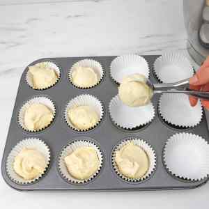 Golden Snitch Vanilla Cupcakes
