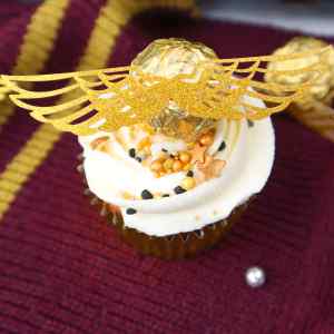 Golden Snitch Vanilla Cupcakes