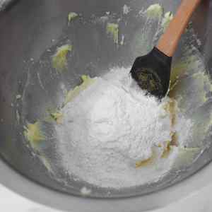 Bahan kue batu dalam mangkuk