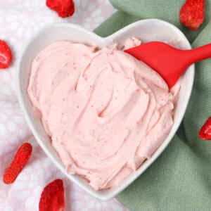 Strawberry Cream Cheese Frosting