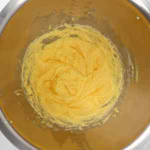 Easy Vanilla Cupcake Recipe