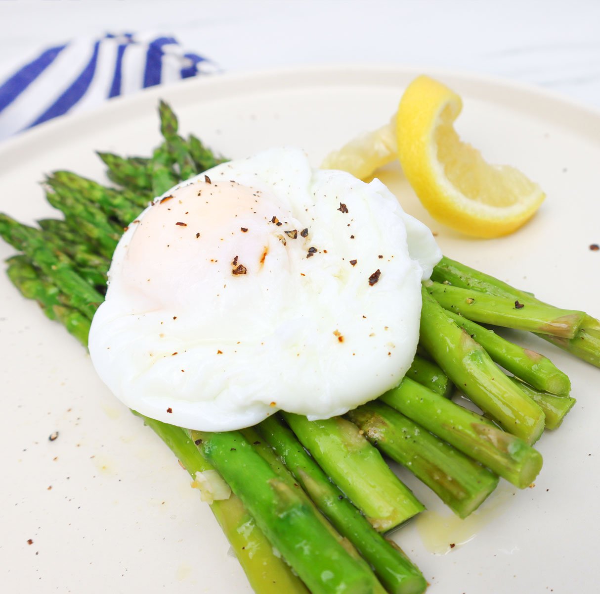 Roasted Asparagus with Poached Eggs