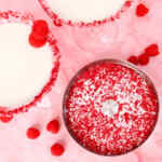 Ricetta per il bordo di zucchero del cocktail al cocco e lampone